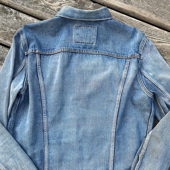 Levi’s Trucker Jean Jacket - Picture 11 of 13